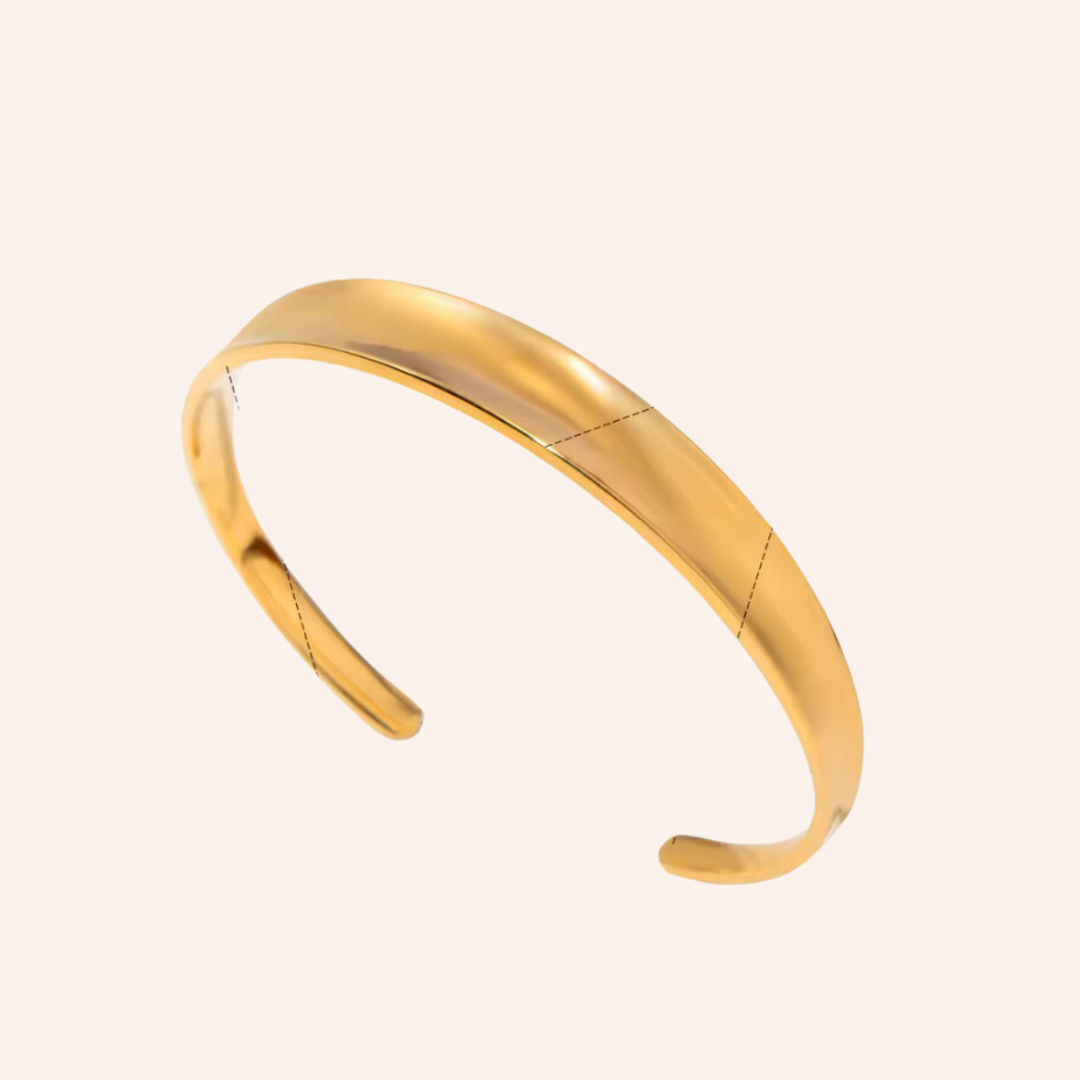 Camilla Cuff Bracelet in 18k Gold Plated