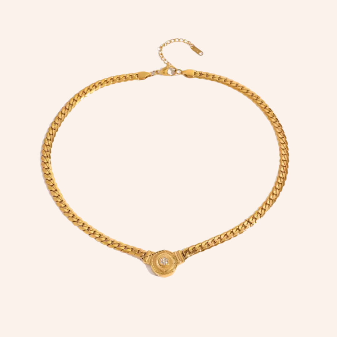 Beau Necklace in 18k Gold Plated