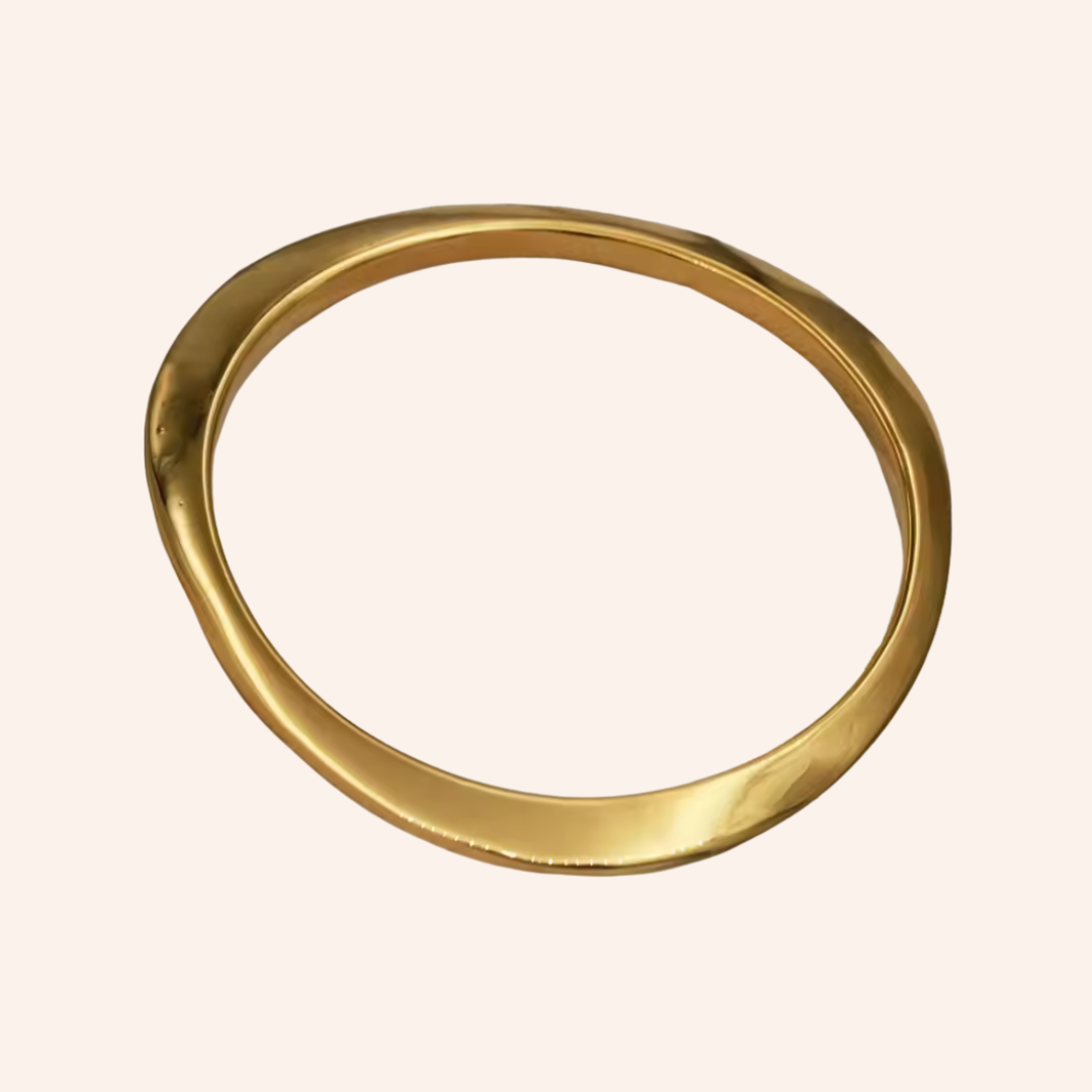 Alias Bangle in Gold Plated