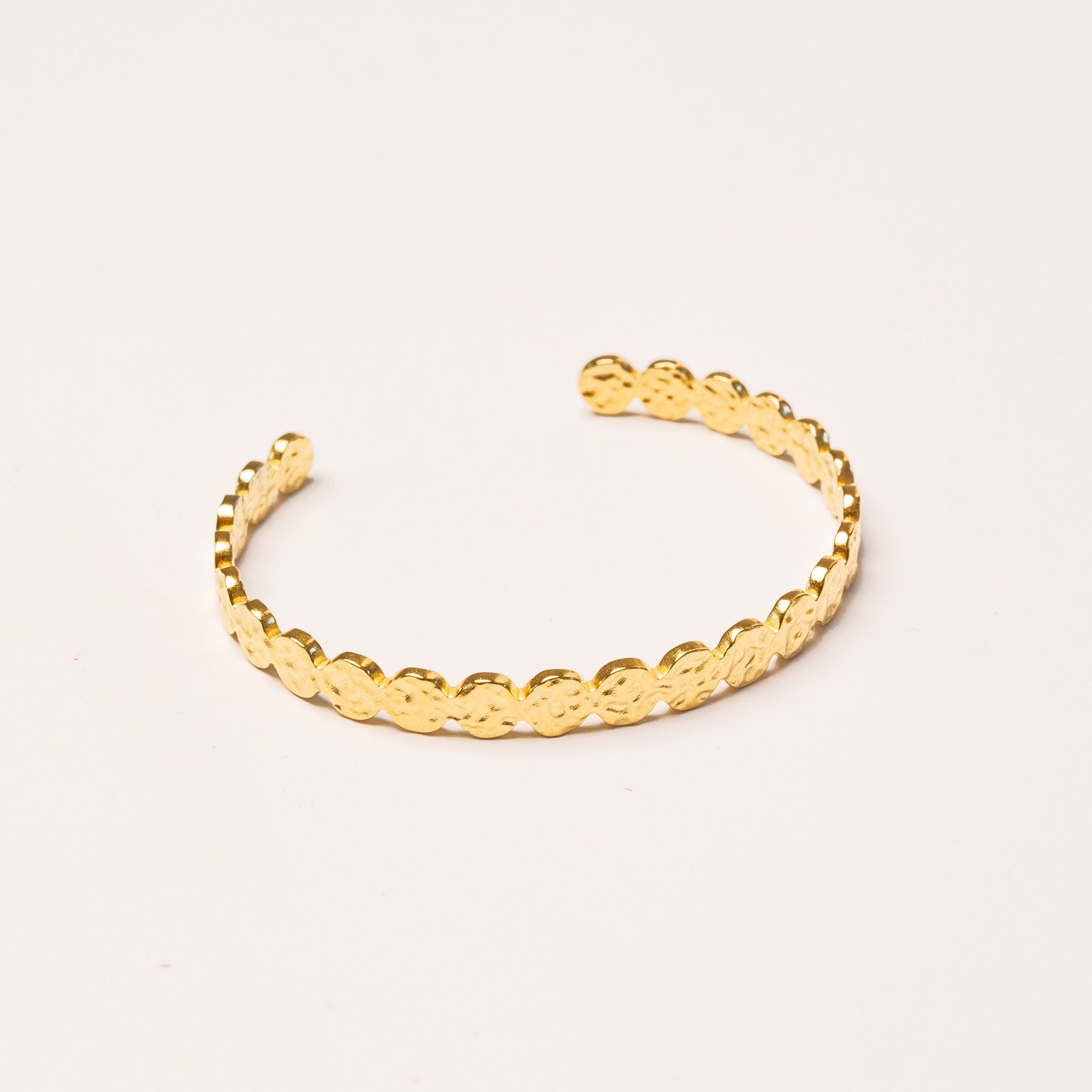 Circular Cuff Bracelet in 18k Gold Plated