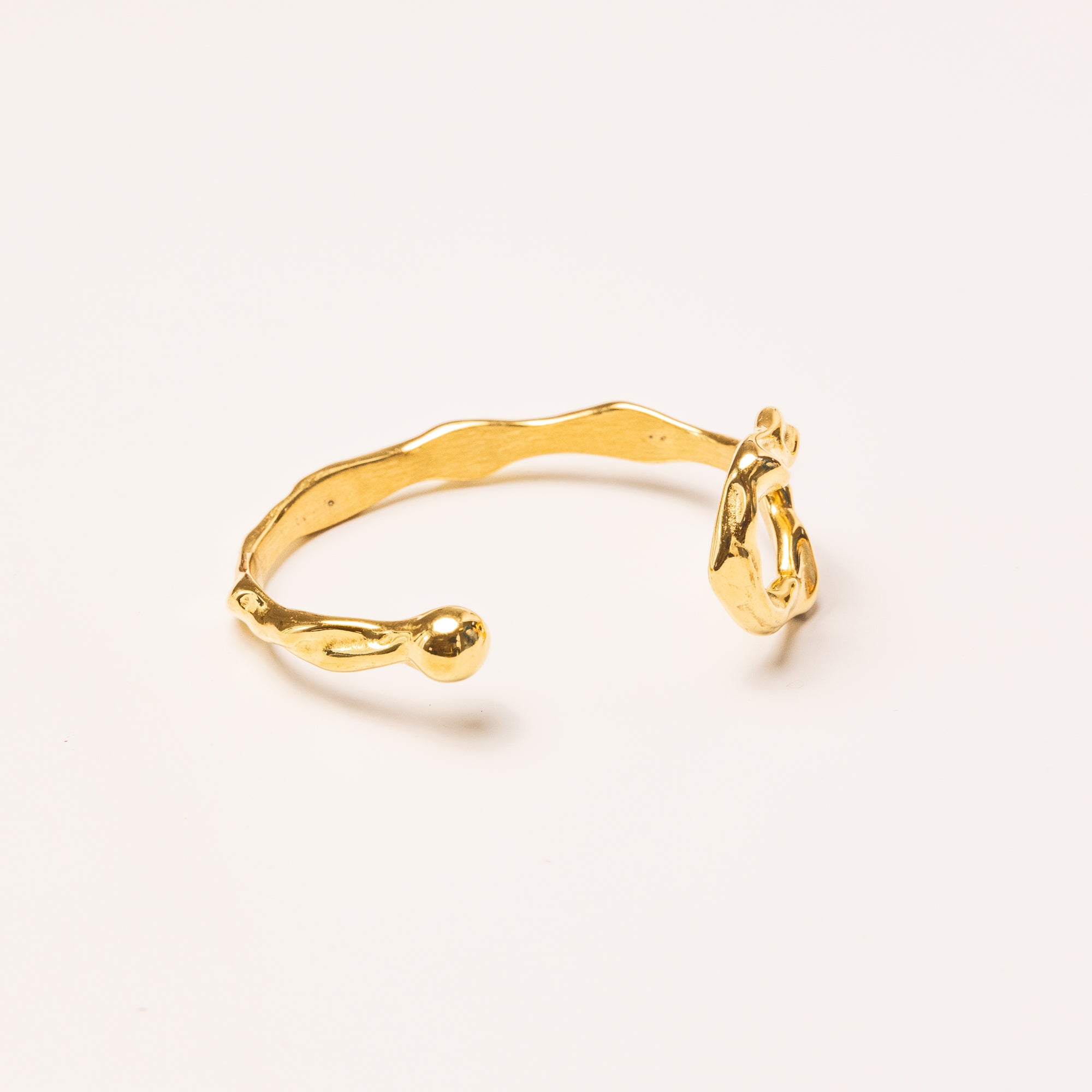 Buckley Cuff Bracelet in 18k Gold Plated
