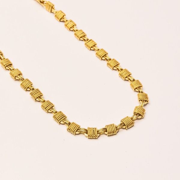 Mira Necklace in 18k Gold Plated