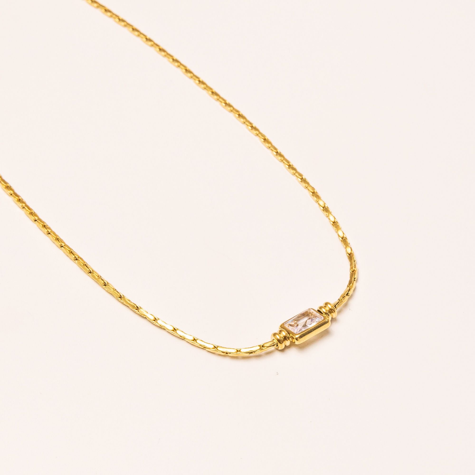 Moony Necklace in Gold Plated and Crystal