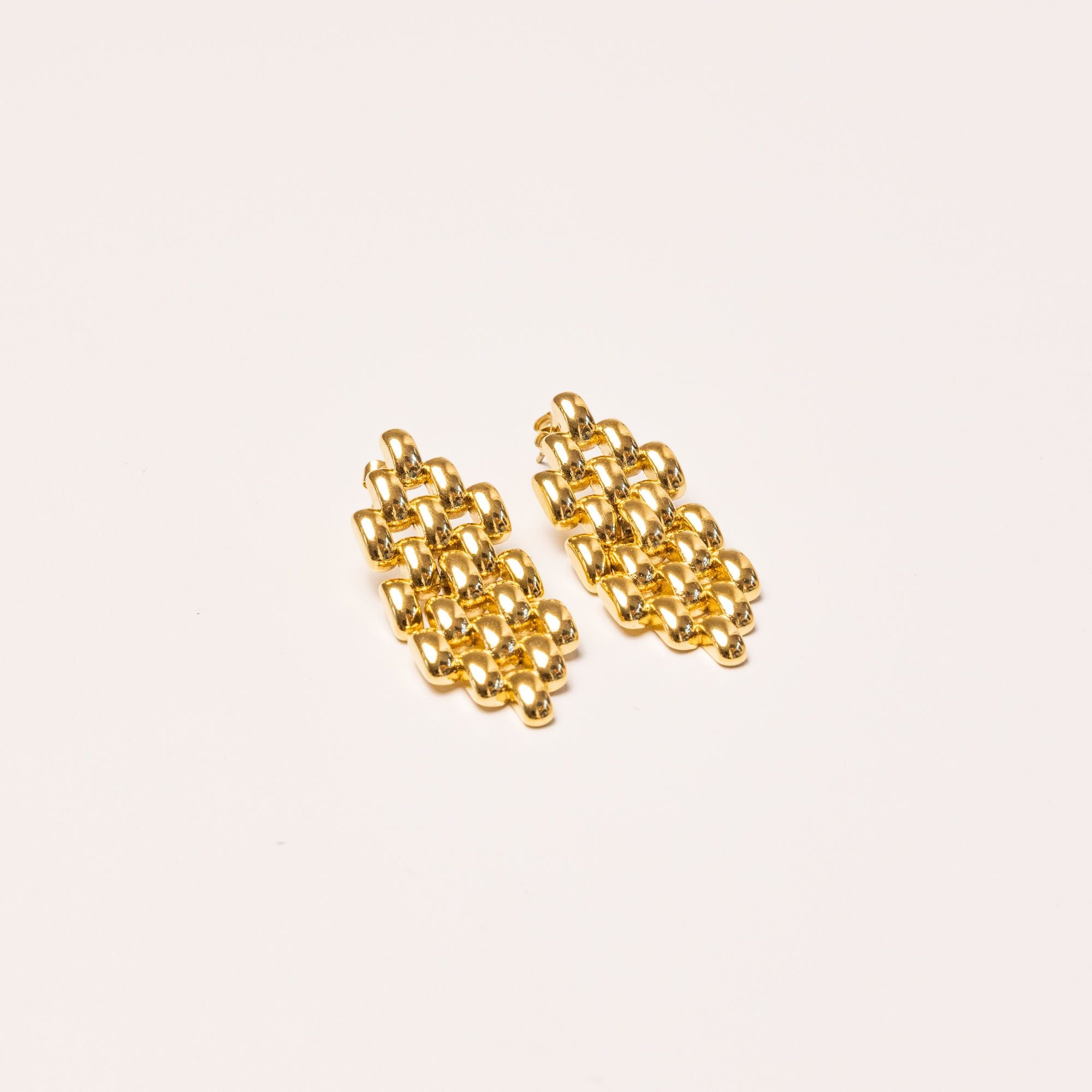 Linked Earrings in Gold Plated