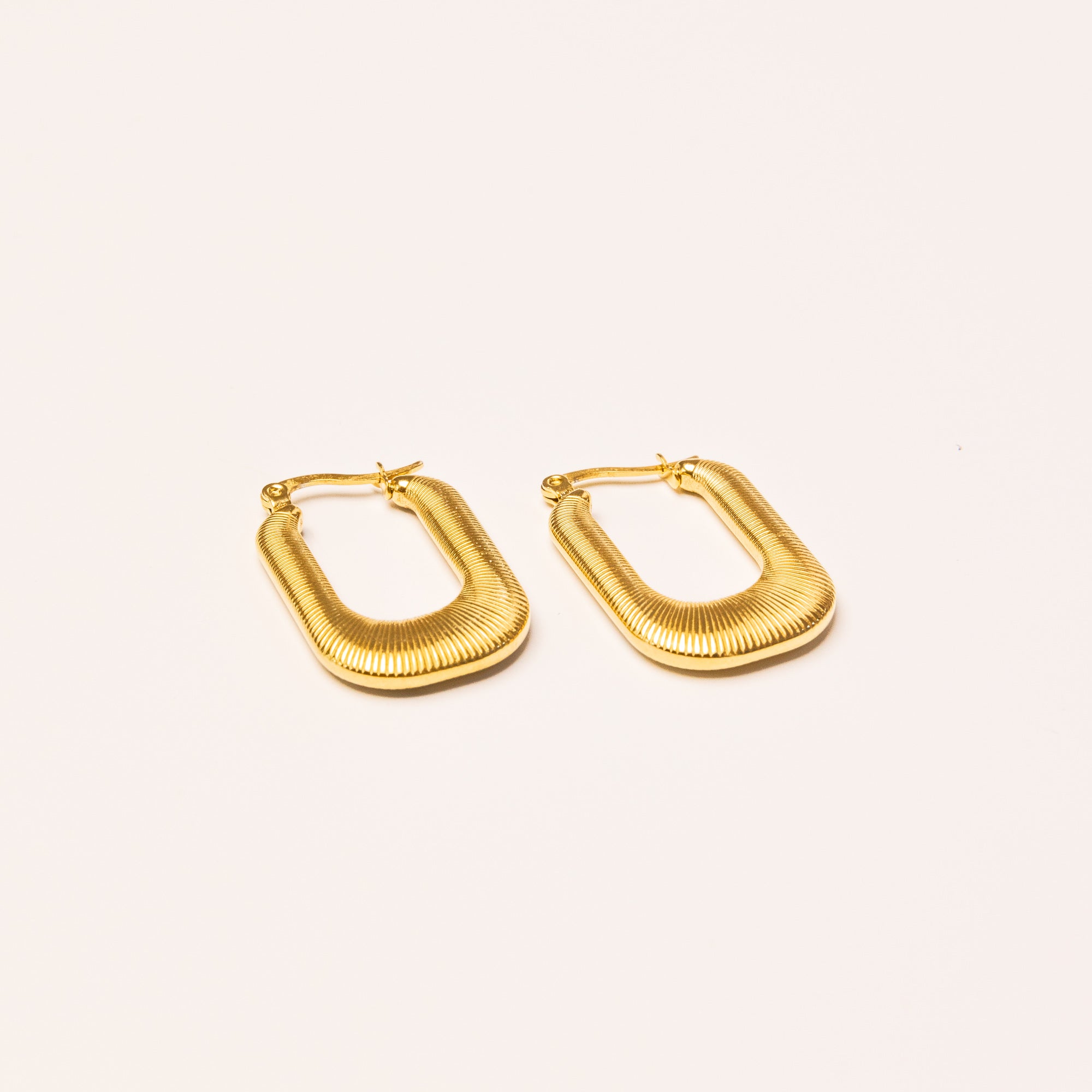Slinky Hoop Earrings in 18k Gold Plated