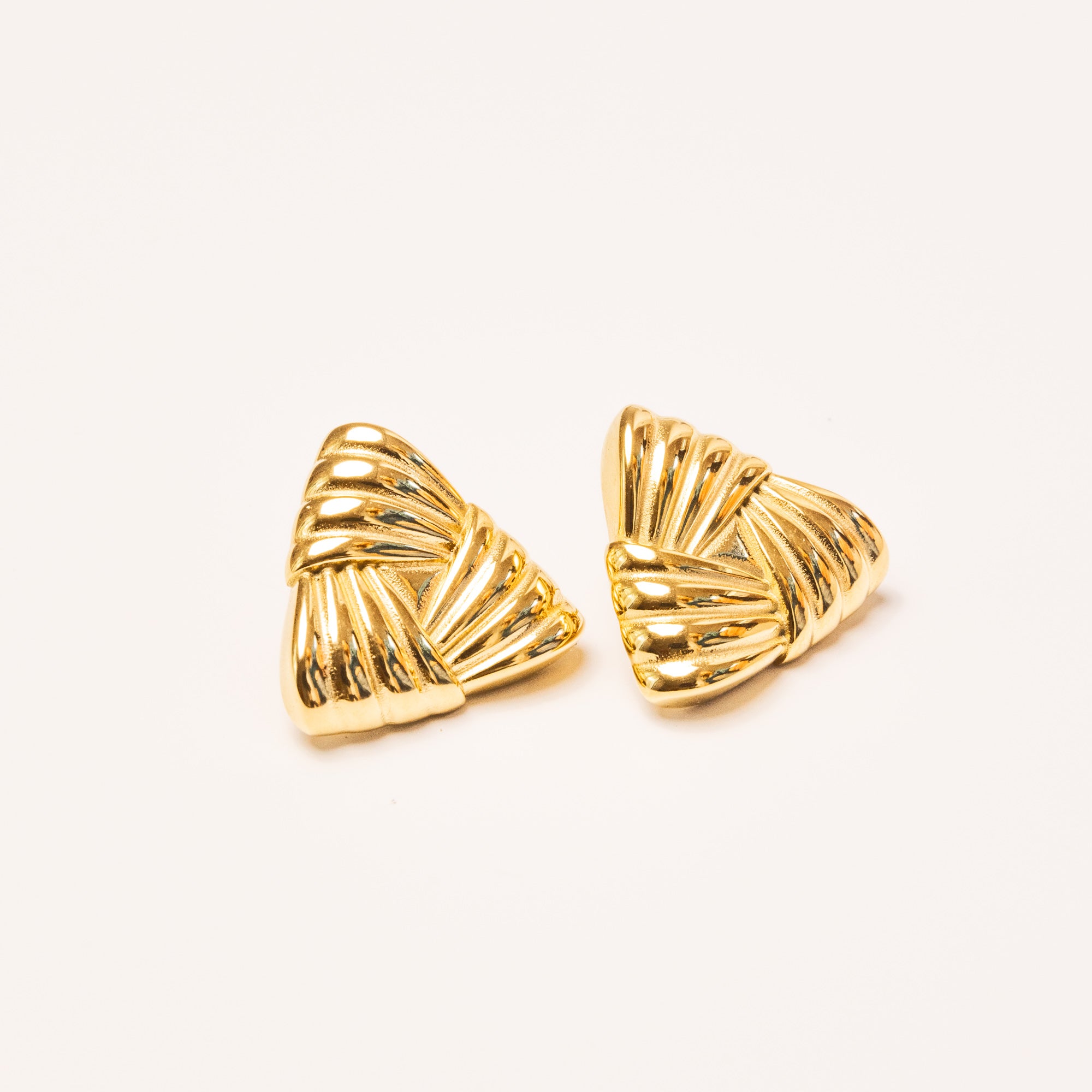 Triangular Earrings in 18k Gold Plated