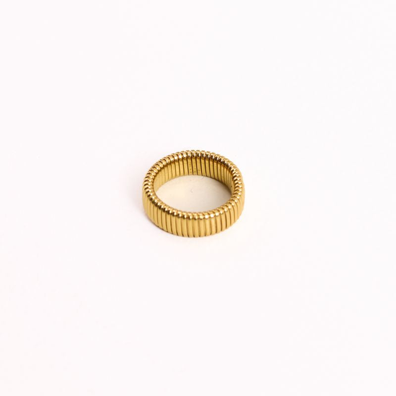 Thick Slinky Ring in 18k Gold Plated